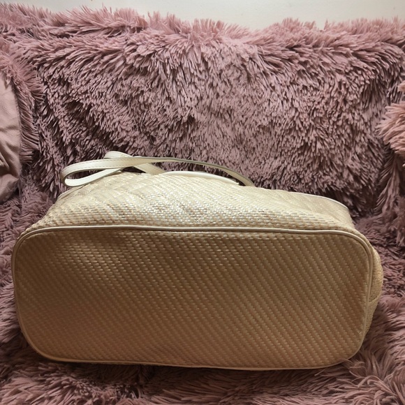 Marc by Marc Jacobs - Picture 6 of 6